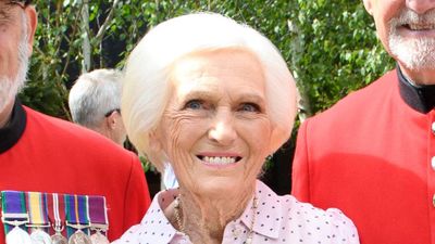 Mary Berry just revealed the secret to comfy yet elegant Chelsea Flower Show style