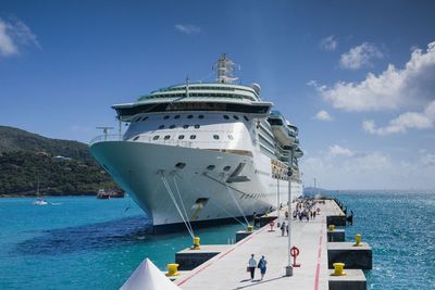 Medicare and Cruises: The 6-Hour Rule