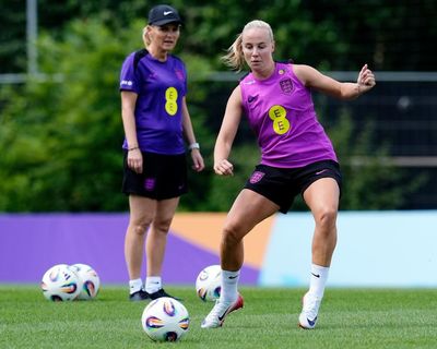 Wiegman tells Mead next move is vital for England prospects as Toone earns recall