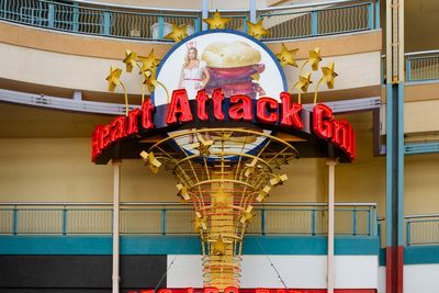Vegas’ controversial Heart Attack Grill closes after 15 years — with scathing goodbye message