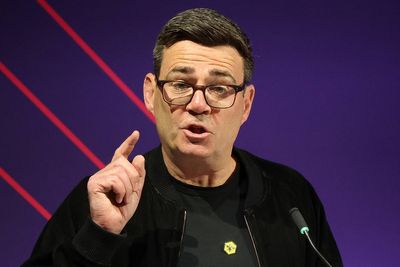 Senior figures in Blue Labour turn on Burnham over Brexit