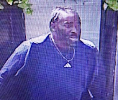 Police hunt phone robber who attacked disabled man on London train