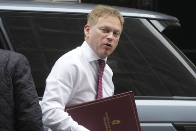 Ex-minister allowed ‘perception of impropriety’ over defence firm job – watchdog