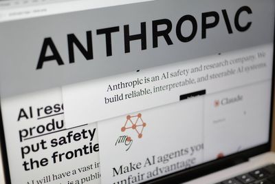 Appeals court judges appear to be divided over Pentagon's legal dispute with AI company Anthropic
