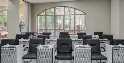 Salon Etiquette 2026: How to Tip Confidently and Avoid Becoming a Viral Rant