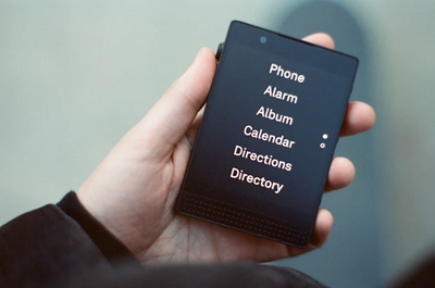 Our 6 favourite dumbphones for digital detoxing
