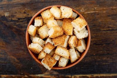 Urgent recall of croutons sold at Kroger over health risk