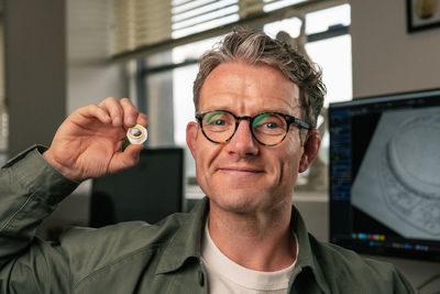 My precious: Lord of the Rings anniversary coin with ‘groundbreaking’ feature launched