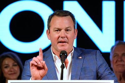 Jones and Jackson head to GOP runoff for Georgia governor race