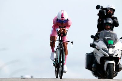 'We just keep fighting' - Afonso Eulálio not giving up on battle to defend Giro d'Italia maglia rosa