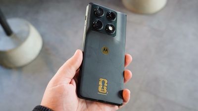 Samsung Galaxy Z Fold 8 Wide vs. Motorola Razr Fold: Will it be worth the compromise?