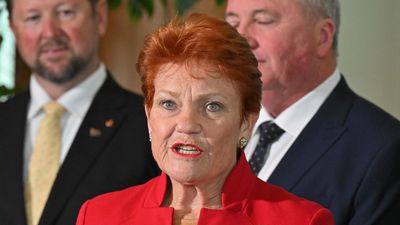 Hanson eyes off rival territory with surprise new move