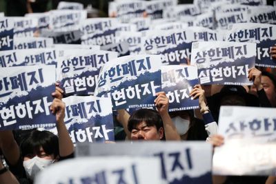 Samsung union says to embark on 48,000-strong strike on Thursday after impasse on bonuses