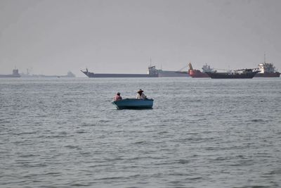 India prepares to send oil tankers through Hormuz for new supply