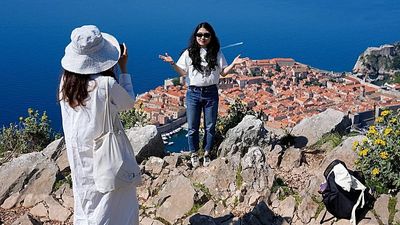 How to travel this summer without paying more for the crisis in the Middle East