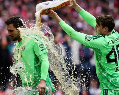 Who has won the most league titles without earning an international cap?