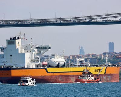 UK delays some sanctions on Russian oil and gas amid Middle East conflict