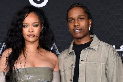 Judge pauses prosecution of woman who allegedly fired shots at Rihanna’s home