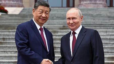 Xi tells Putin it's 'imperative' to stop conflict in Middle East – but not Ukraine