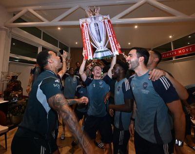 How much prize money do Arsenal earn for winning Premier League title?