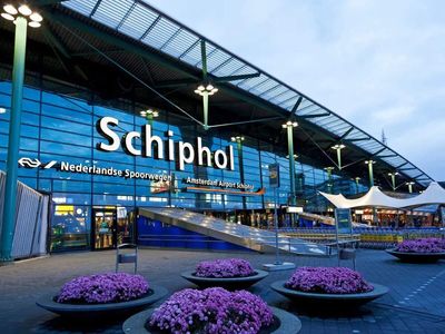 Hundreds miss flights as Amsterdam's Schiphol Airport hit by long security queues