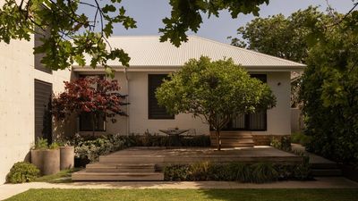 4 Colors That Are Good for Your Garden, According to Feng Shui — It's All About Balancing the Elements in Your Landscape's Palette