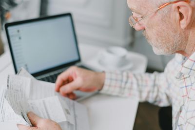 Millions of UK Workers Face Retirement 'Cliff-Edge' — Britons Cashing Out Early, Saving Too Little or Nothing at All