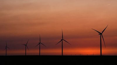 UK may face deadly overheating without urgent climate action, advisers warn