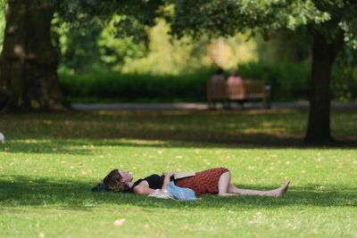 Temperatures of up to 30C forecast for bank holiday weekend