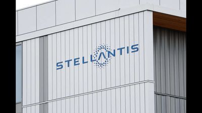 Stellantis plans partnerships with Dongfeng in Europe, JLR in US
