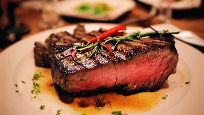 ‘Is there a reason you didn’t leave a tip?’: California couple strolls out of an expensive steakhouse without tipping, their server isn’t having it