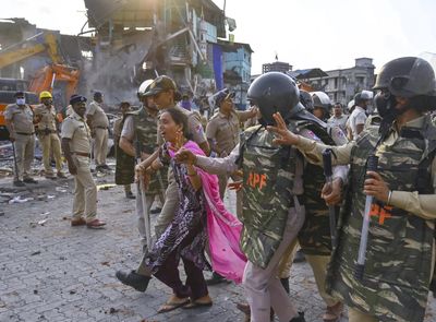 Anti-encroachment drive in Mumbai's Bandra slum turns violent; locals hurl stones, police lathi-charge
