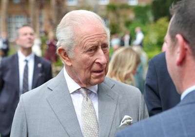 Radio station apologises for accidentally announcing King's death