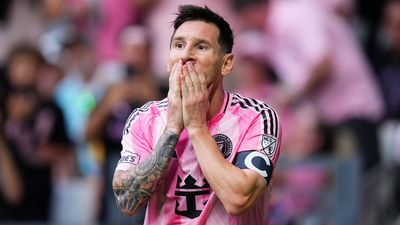 MLS Discuss Bringing Back NFL-Style Rules From 1990s