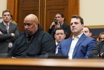 Trump’s ‘slush fund’ faces first lawsuit after two Jan. 6 officers sue