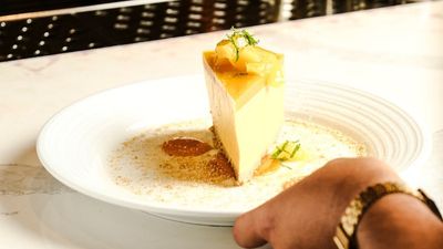 Beverly Hills Rooftop Restaurant Just Hit a Couple With a $110 Bill for Cutting Their Own Cake and the Internet Can’t Decide Who’s the Villain