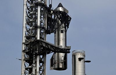 SpaceX reveals plan for $1.75tn stock market debut that could make Musk a trillionaire