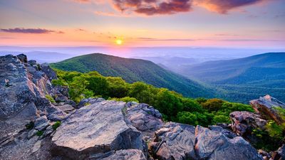 The Appalachian Mountains hold enough lithium to make 500 billion cellphones, researchers discover