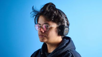 Not all on-ear headphones are uncomfortable: I’ve been using the new Marshall Milton ANC for 3 weeks and they’re ridiculously comfortable and offer outstanding sound too