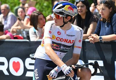 'We saved our skins again' - Giulio Pellizzarri and Jai Hindley fight on after illnesses at Giro d'Italia