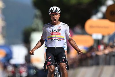 'Modern cycling is not just power, it's about how you race' - Jhonatan Narváez offers another masterclass of Giro d'Italia stage winning