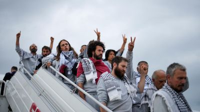 First Gaza flotilla activists deported by Israel arrive in Turkey