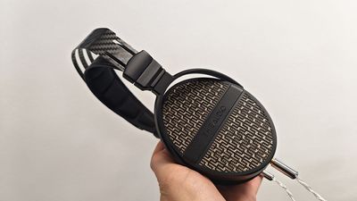 Thieaudio Cypher headphone: Ordered outside, a little unpredictable within