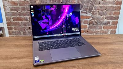 I tested the Lenovo Yoga Pro 7i Gen 11 Aura Edition and it’s almost the perfect MacBook alternative