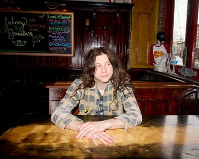 Kurt Vile: Philadelphia’s Been Good to Me review – indie rock’s most easygoing dude gets existential