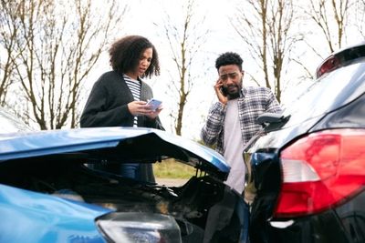 The Text You Should Never Send After a Car Accident — Insurance Adjusters Use It Against You
