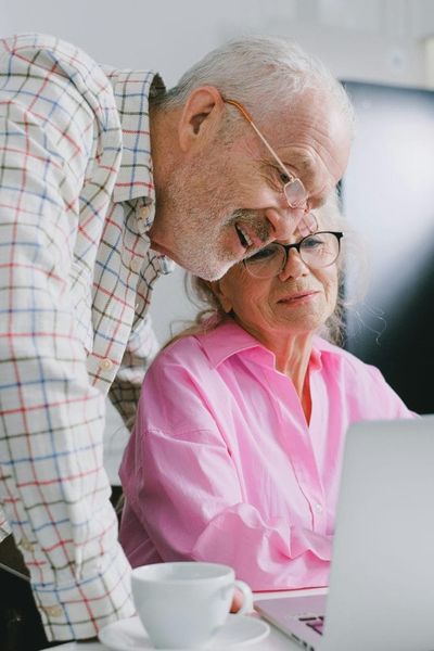 8 Ways Grocery Stores Are Cutting Senior Discounts Without Announcing It