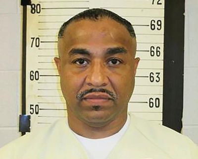 Tennessee governor orders stay of execution after doctor can’t find vein