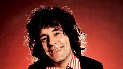"When they marched through a crowd of Jethro Tull fans in America, led by two bagpipers, they were making memories that would last forever." Fighting fascism, riots and rock'n'roll: The onstage story of the Sensational Alex Harvey Band