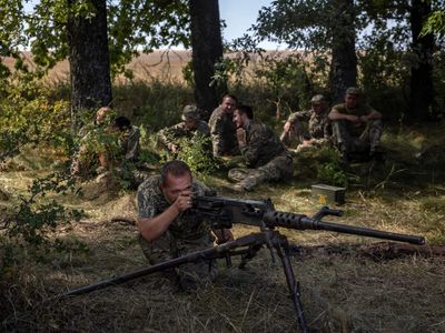 Ukraine boosts border security with Belarus over attack fears